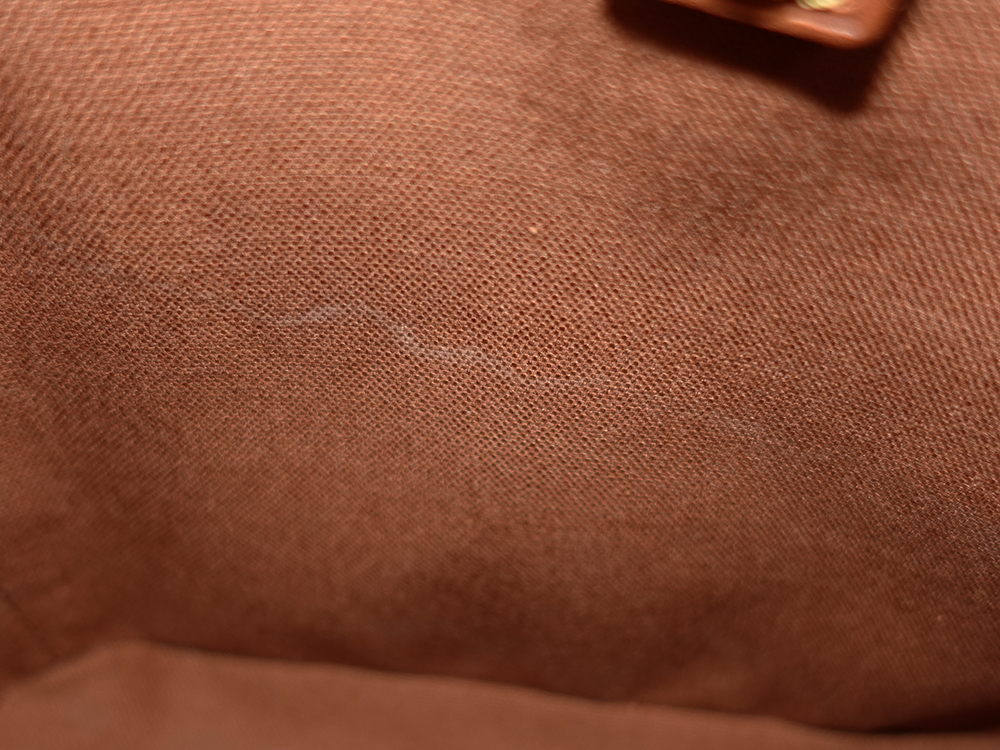 ルイヴィトン モノグラム ヴァヴァンPM M51172 SR0072 内側ダメージ02