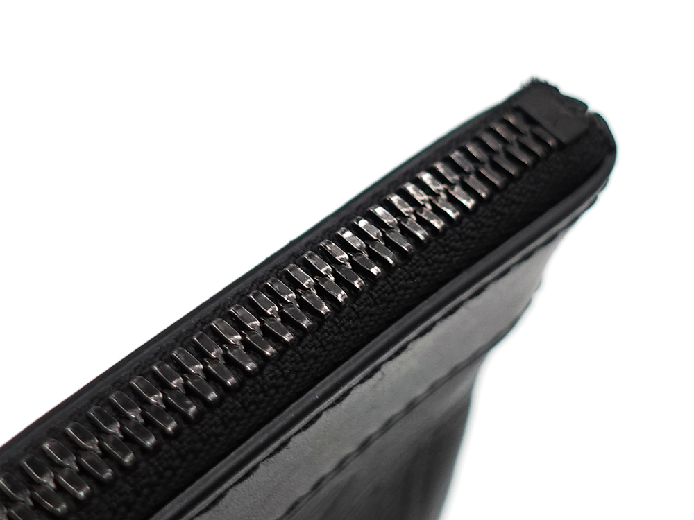 ルイヴィトン モノグラム・シャドウ ポシェット ・ディスカバリー ノワール M62903 UB0280 外側ダメージ02