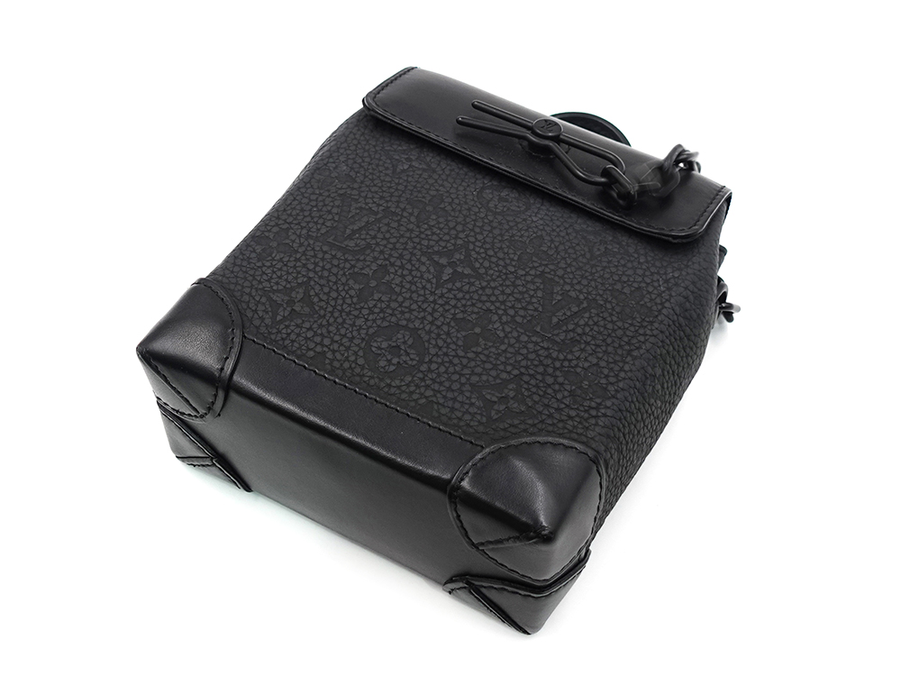 ルイヴィトン モノグラム ・トリヨン ナノ・スチーマー ブ ノワール M82772 RFID 上面