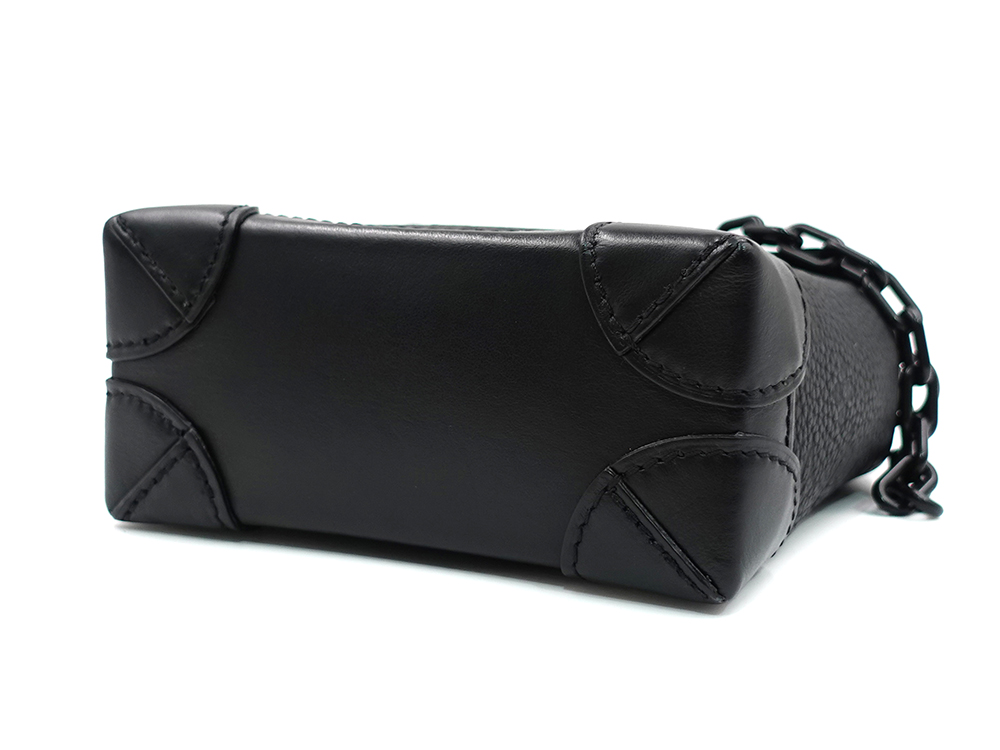 ルイヴィトン モノグラム ・トリヨン ナノ・スチーマー ブ ノワール M82772 RFID 底面