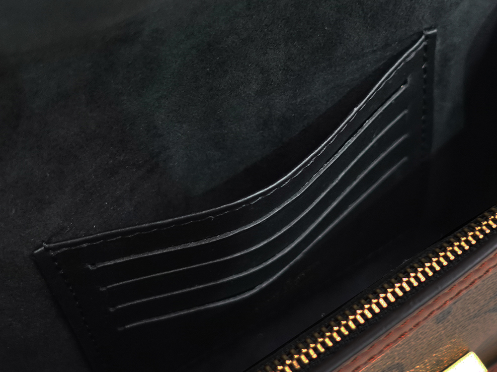 ルイヴィトン モノグラム×モノグラム・リバース ポルトフォイユ・ドーフィーヌ チェーンウォレット M68746 RFID オープンポケット