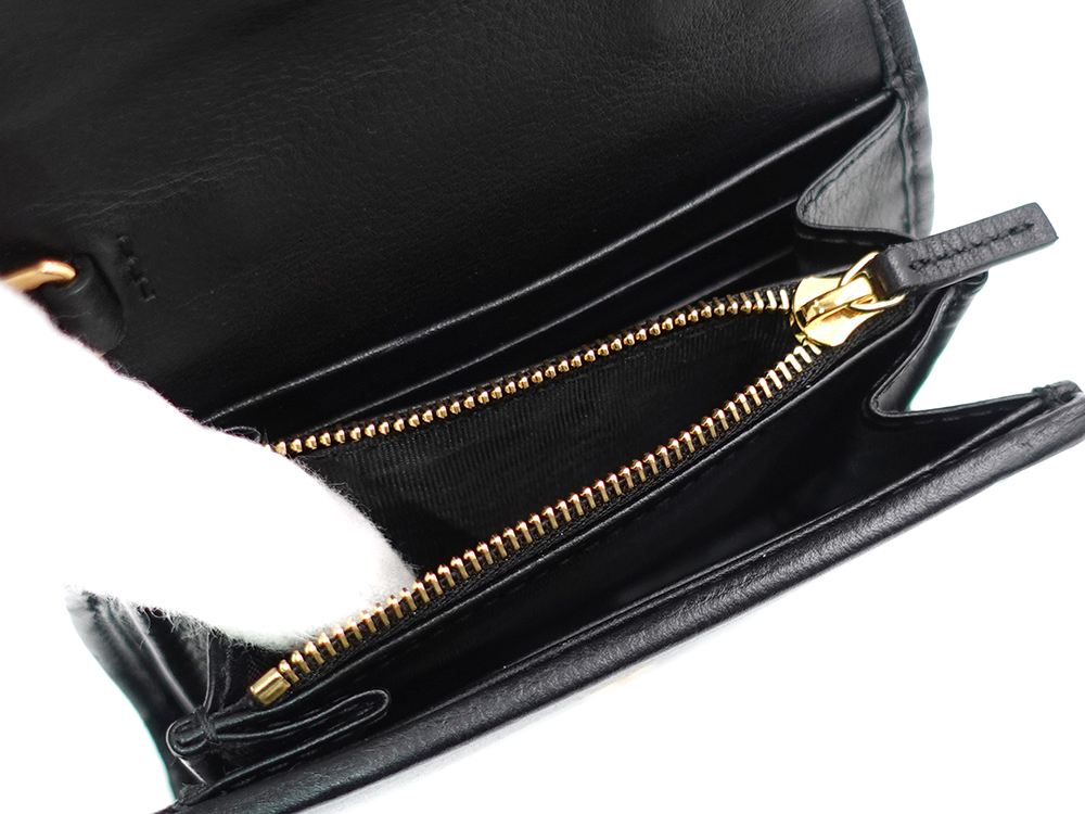 グッチ ブロンディ ミディアム チェーンウォレット ブラック 725219 小銭入れ