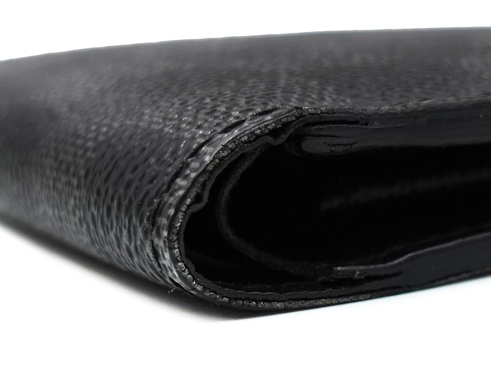 ルイヴィトン ダミエ グラフィット ポルトフォイユ・マルコ 財布 N62664 CA4039 外側ダメージ01