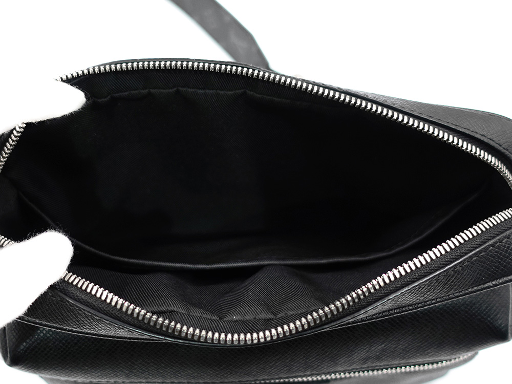 ルイヴィトン タイガラマ アウトドア・メッセンジャーPM ノワール M30233 RFID オープンポケット