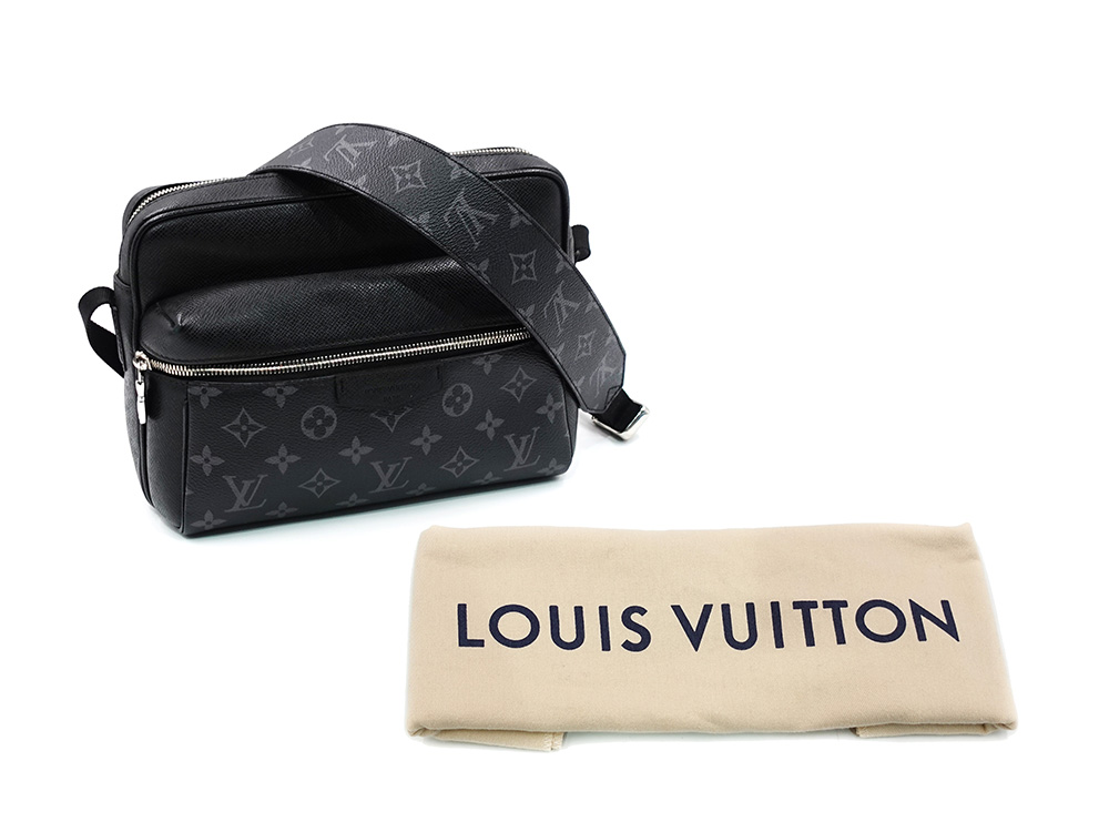 ルイヴィトン タイガラマ アウトドア・メッセンジャーPM ノワール M30233 RFID 付属品