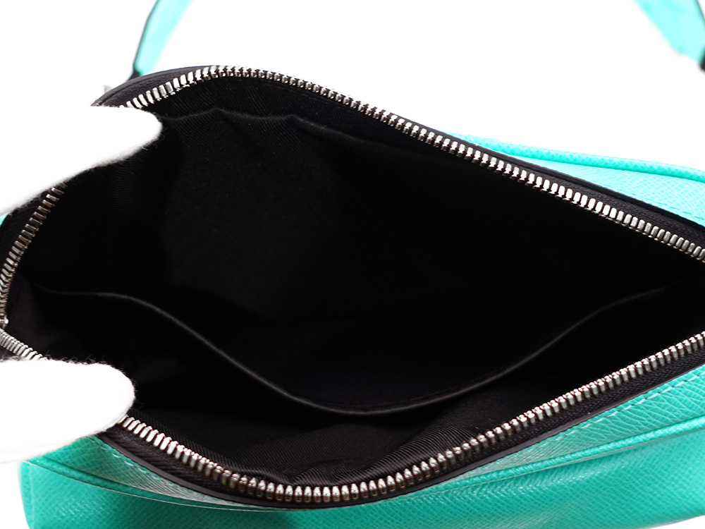 ルイヴィトン タイガラマ アウトドア・メッセンジャーPM マイアミグリーン M30875 RFID オープンポケット