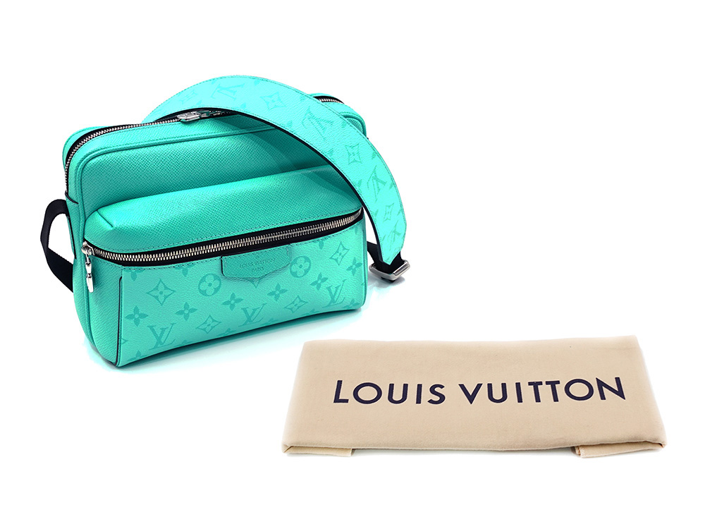 ルイヴィトン タイガラマ アウトドア・メッセンジャーPM マイアミグリーン M30875 RFID 付属品