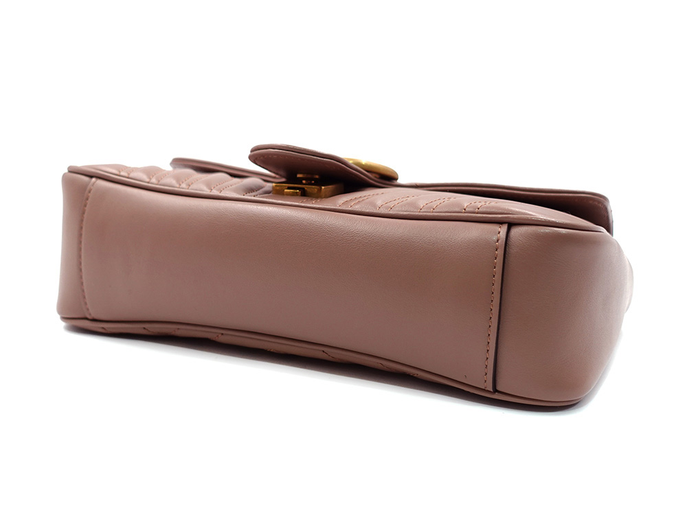 グッチ GGマーモント ミディアム ショルダーバッグ ベージュ系 443497 底面