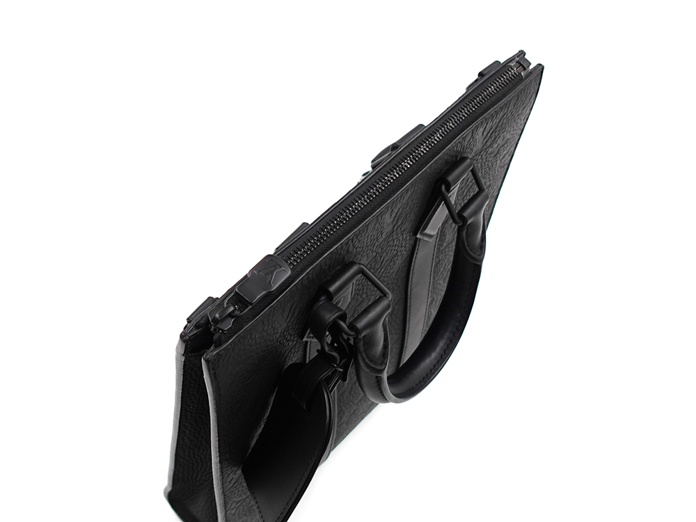 ルイヴィトン モノグラム ･トリヨン サックプラ・クロス ノワール M21884 RFID 開口部閉