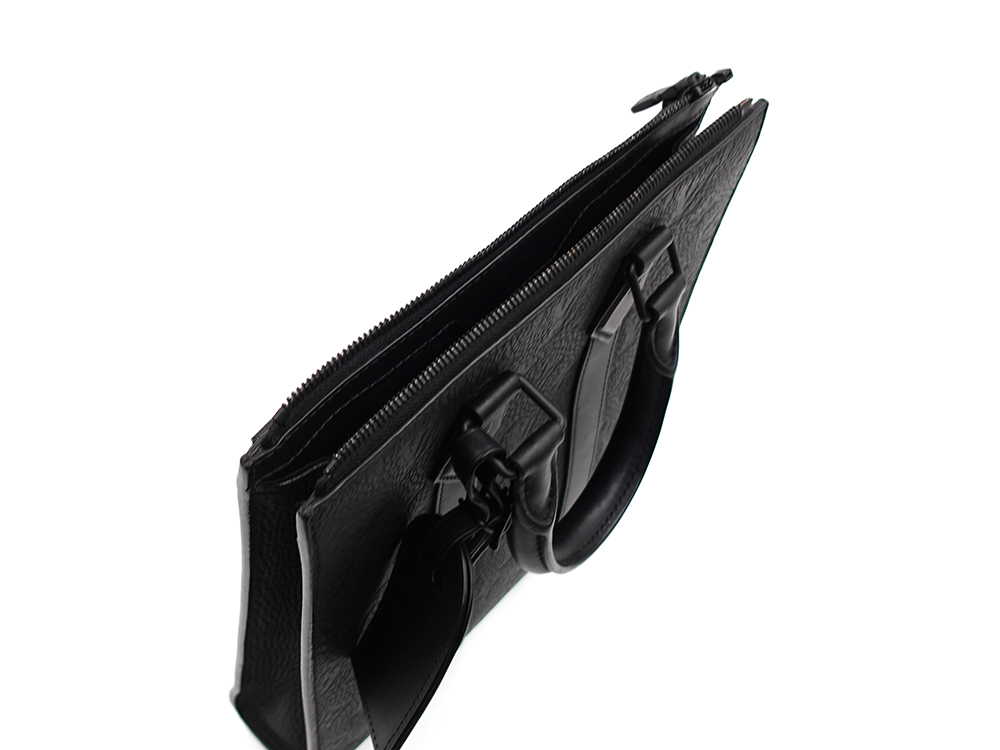 ルイヴィトン モノグラム ･トリヨン サックプラ・クロス ノワール M21884 RFID 開口部開