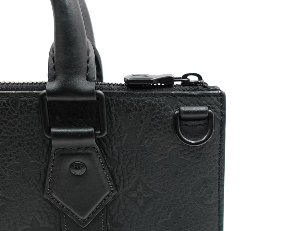 ルイヴィトン モノグラム ･トリヨン サックプラ・クロス ノワール M21884 RFID 金具01