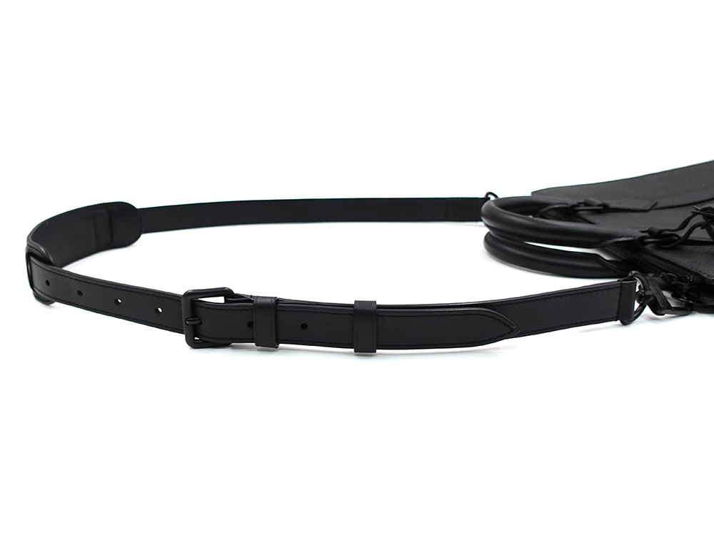 ルイヴィトン モノグラム ･トリヨン サックプラ・クロス ノワール M21884 RFID ストラップ01