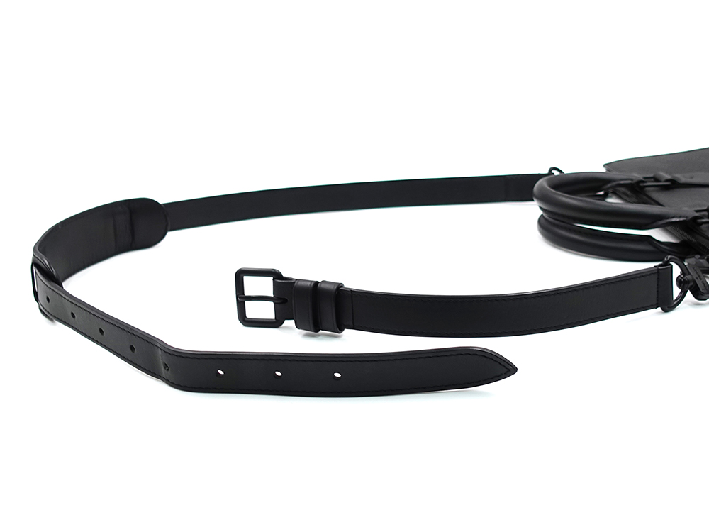 ルイヴィトン モノグラム ･トリヨン サックプラ・クロス ノワール M21884 RFID ストラップ02