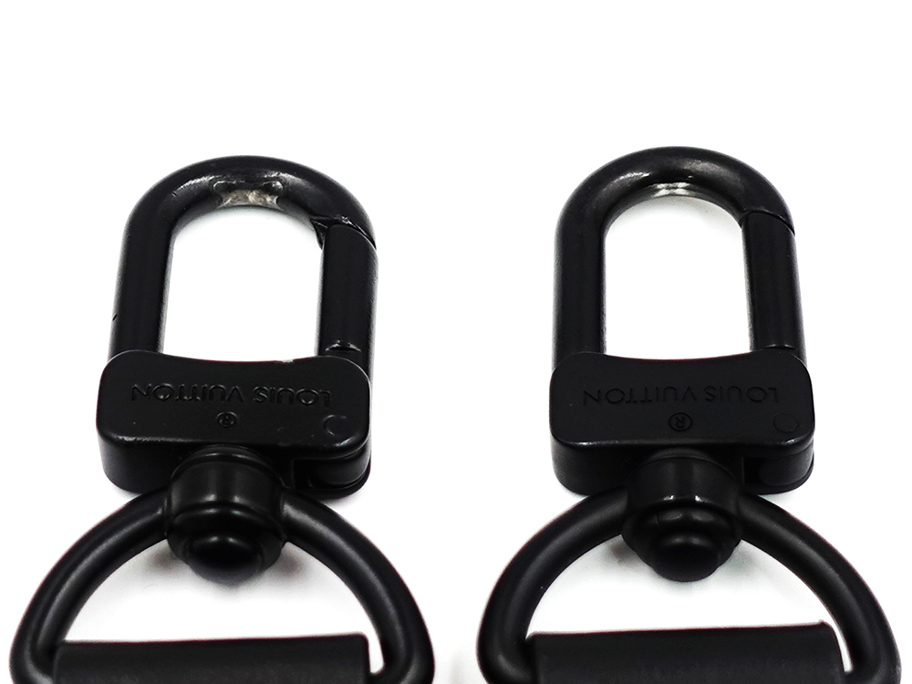 ルイヴィトン モノグラム ･トリヨン サックプラ・クロス ノワール M21884 RFID ダメージ01