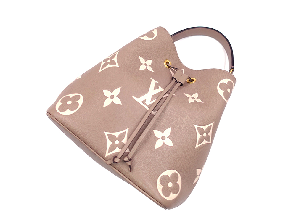 ルイヴィトン モノグラム・アンプラント ネオノエMM トゥルトレール クレーム M45555 RFID 上面01