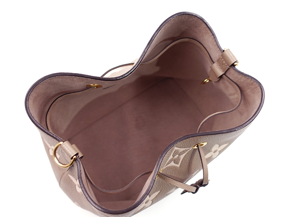 ルイヴィトン モノグラム・アンプラント ネオノエMM トゥルトレール クレーム M45555 RFID 内面