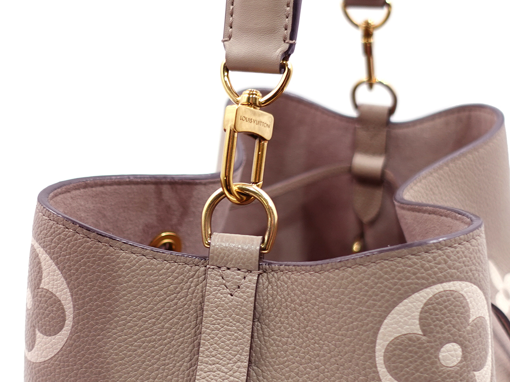 ルイヴィトン モノグラム・アンプラント ネオノエMM トゥルトレール クレーム M45555 RFID 金具02