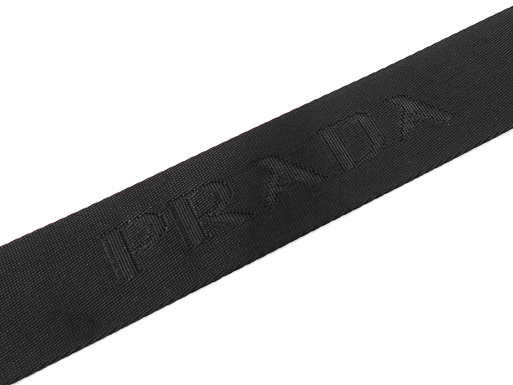 プラダ Re-Edition 2005 サフィアーノレザー バッグ ネロ 1BH204 ストラップ03