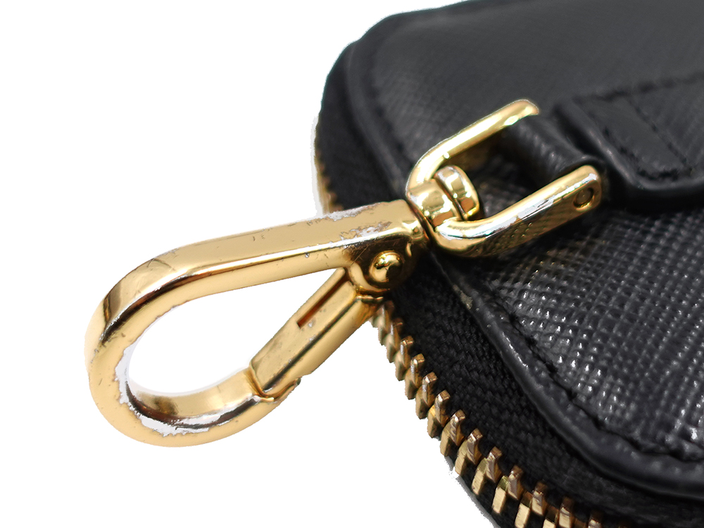 プラダ Re-Edition 2005 サフィアーノレザー バッグ ネロ 1BH204 外側ダメージ05