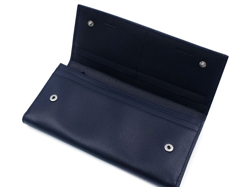 プラダ サフィアーノ 二つ折り 長財布 ブルー M201A 上面開