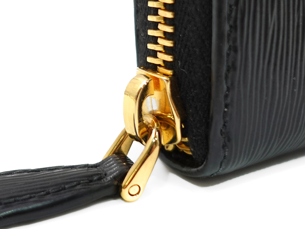 プラダ ヴィッテロ コインケース ネロ 1MM268 外側ダメージ